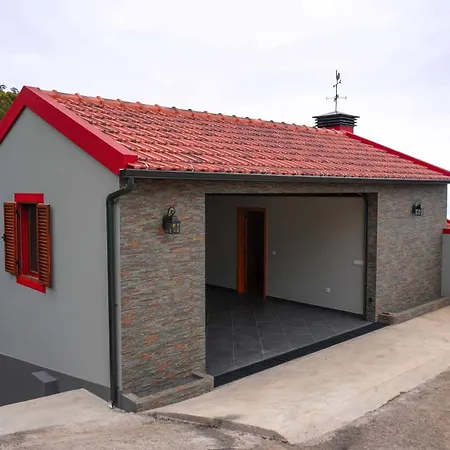 Holiday home Moradia Cepos